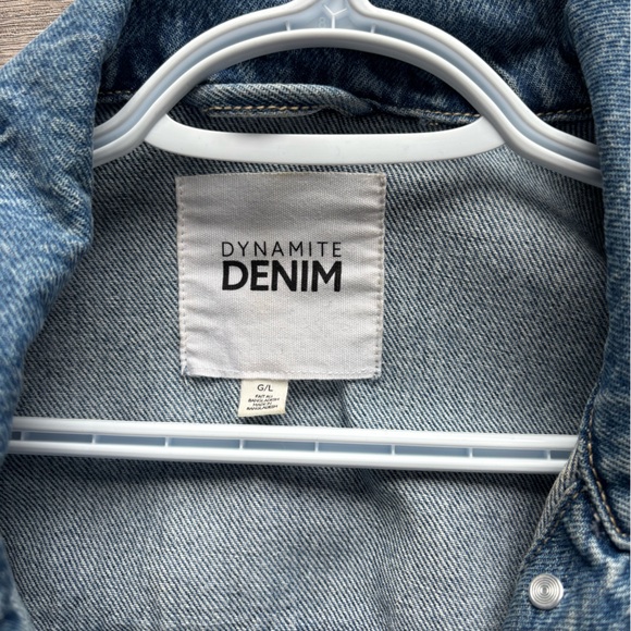 Dynamite Women’s Button Denim Jacket - Picture 2 of 4